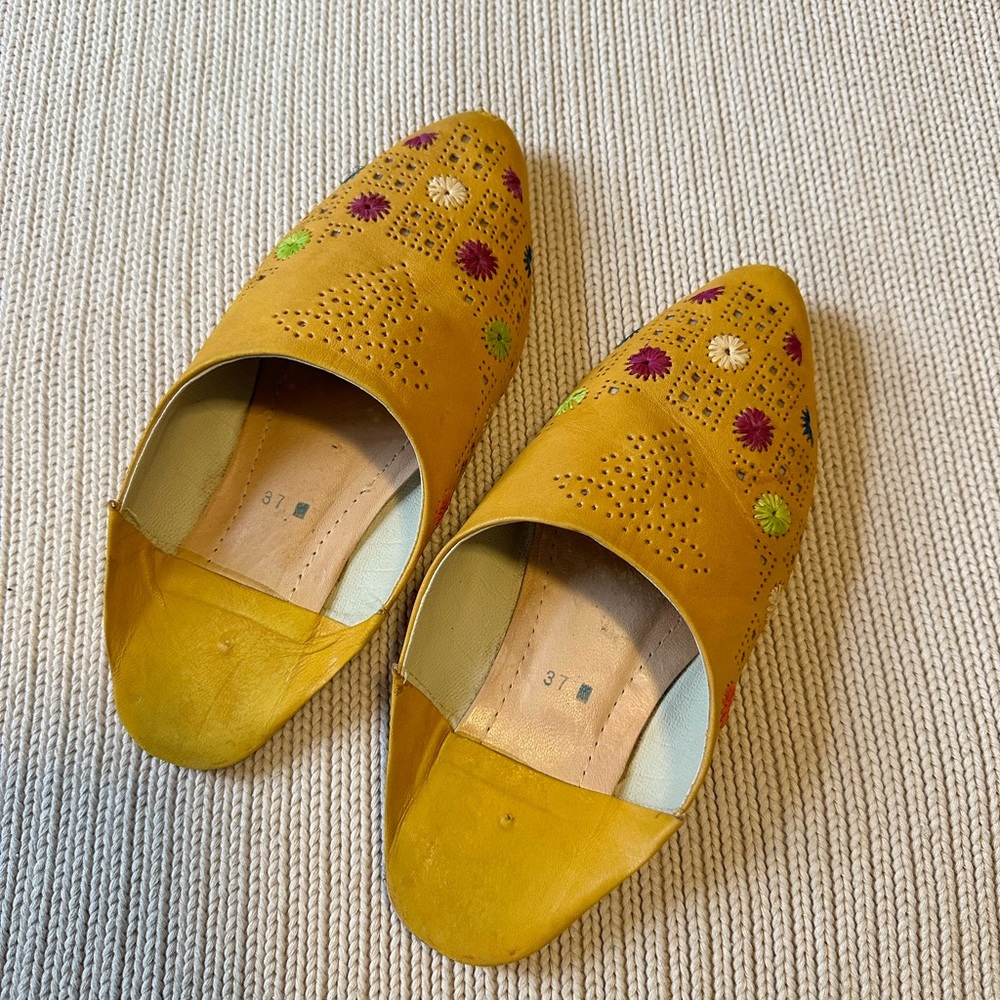 Moroccan babouche slippers 6.5